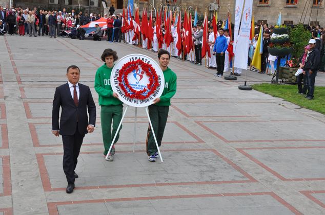 Gençlik Haftası Isparta Gazete32 -008