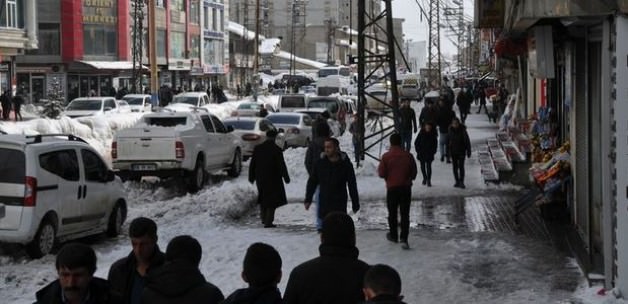 Hakkâri ve Şırnak’ın il merkezlerinin Yüksekova ve Cizre ilçelerine kaydırılmasıyla