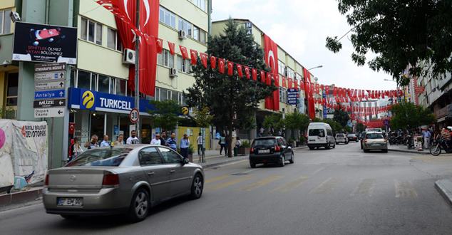 Isparta'nın en işlek 3 caddesinde park yasağı – Gazete32