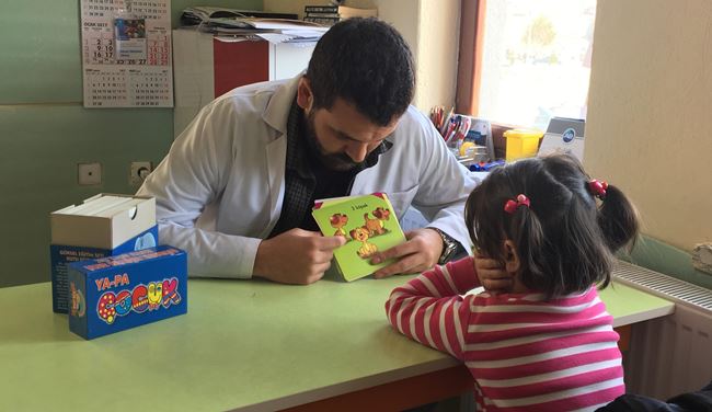 Isparta’da bir yıl önce hizmet vermeye başlayan Duy Beni İşitme