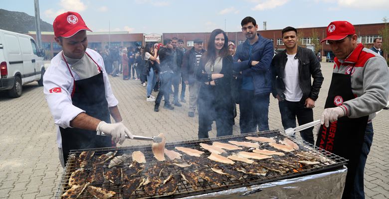 Süleyman Demirel Üniversitesi ailesi, farklı bir organizasyonda bir araya geldi.