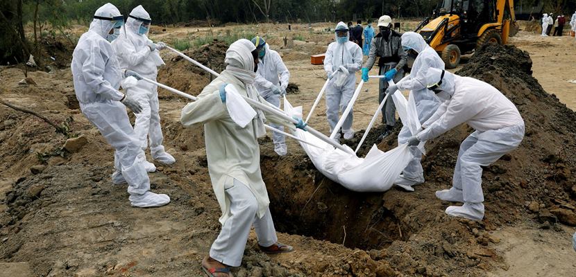 Isparta’da bir cenaze töreninde onlarca kişiye bulaşan koronavirüs nedeniyle, karantina