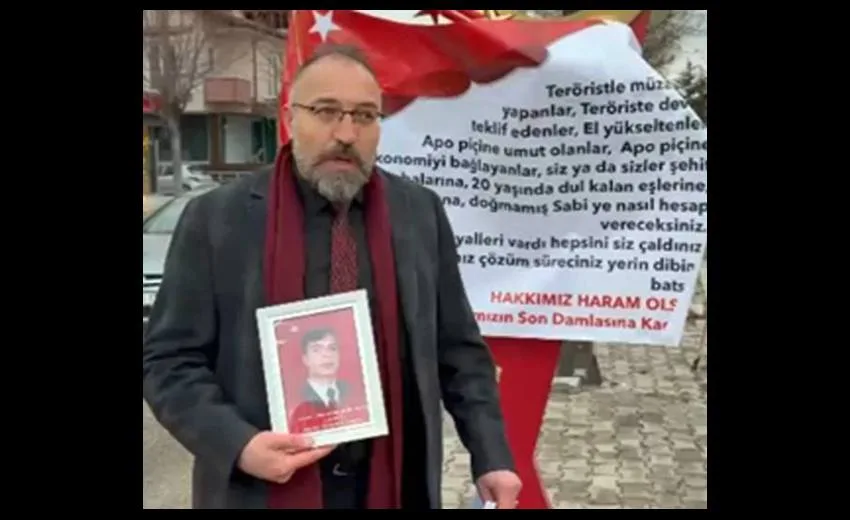 Isparta’da şehit kardeşi Celalettin Gürdal, terörist başı Abdullah Öcalan ile